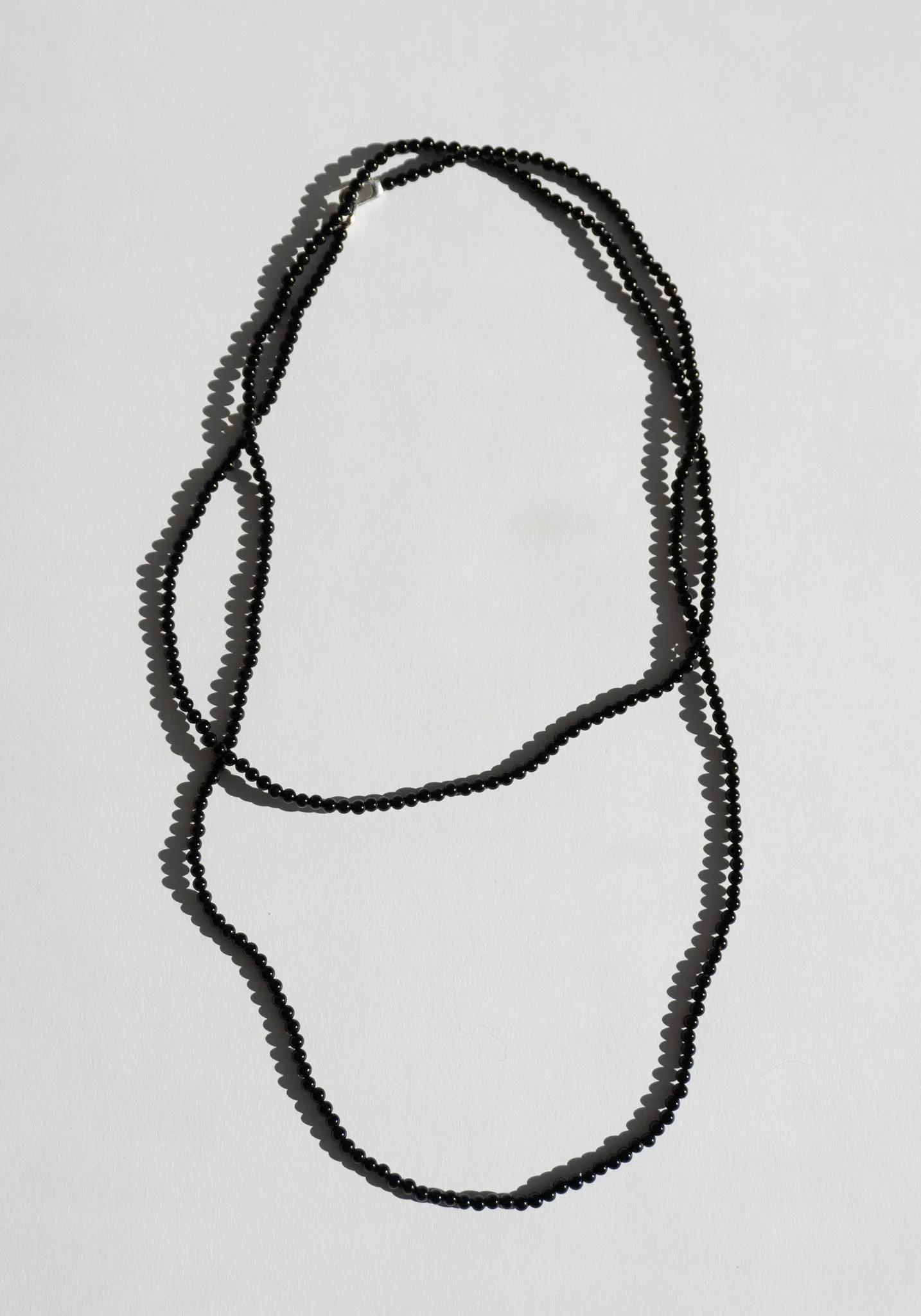 Beaded Necklace in Silver and Onyx