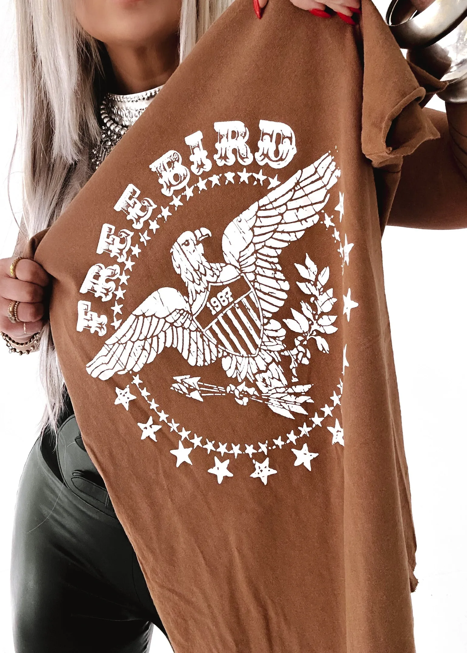 FREE BIRD SIDE SLIT TEE