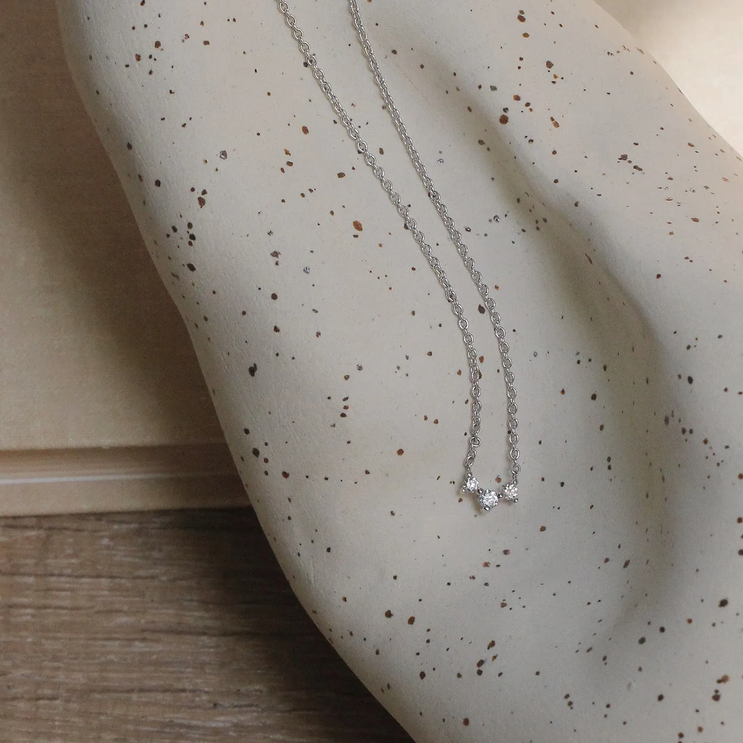 Frida White Diamonds Necklace