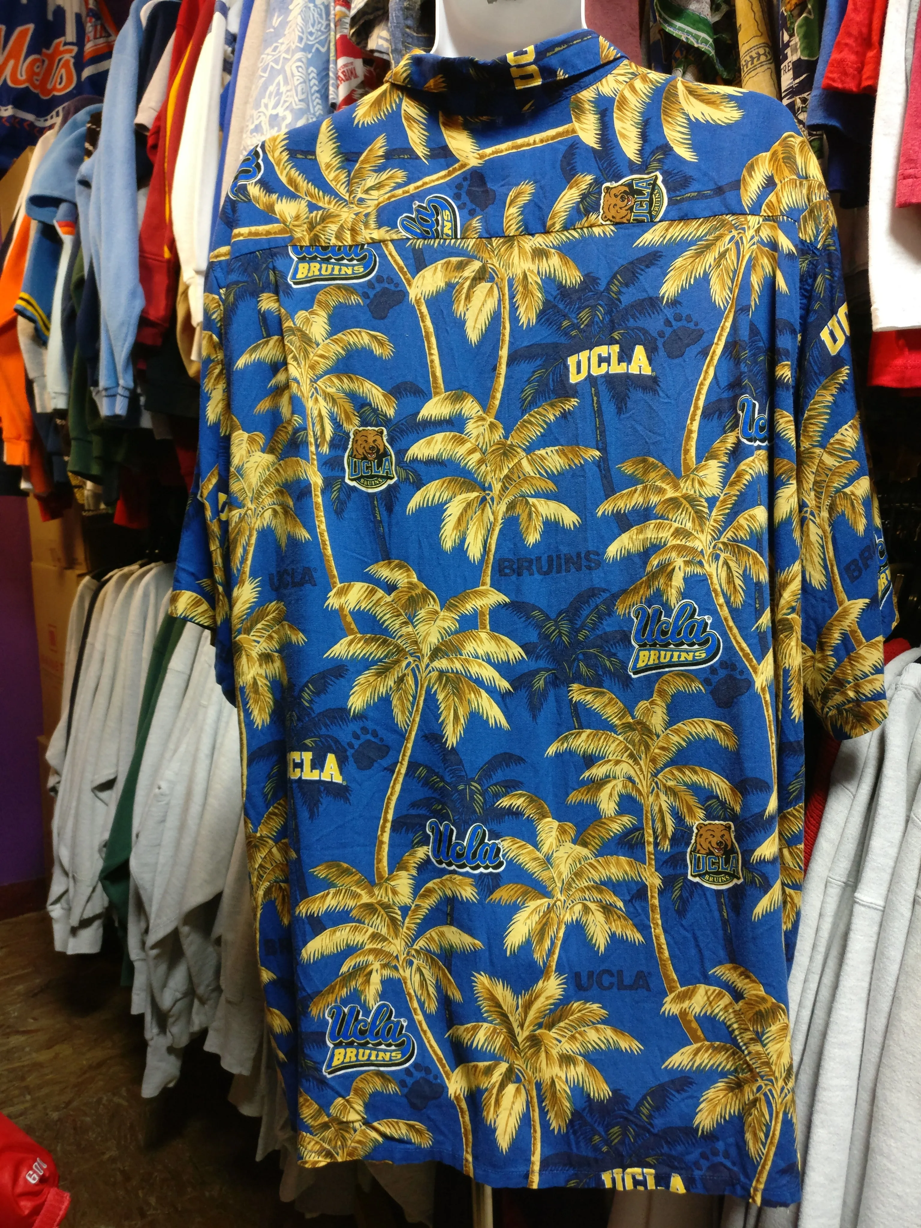 Vintage UCLA BRUINS NCAA Reyn Spooner Rayon Hawaiian Shirt XXL